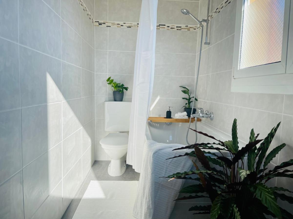 -The Urbanist- Lakeview Free Parking 2Bd Fast Wifi Oberhofen ภายนอก รูปภาพ